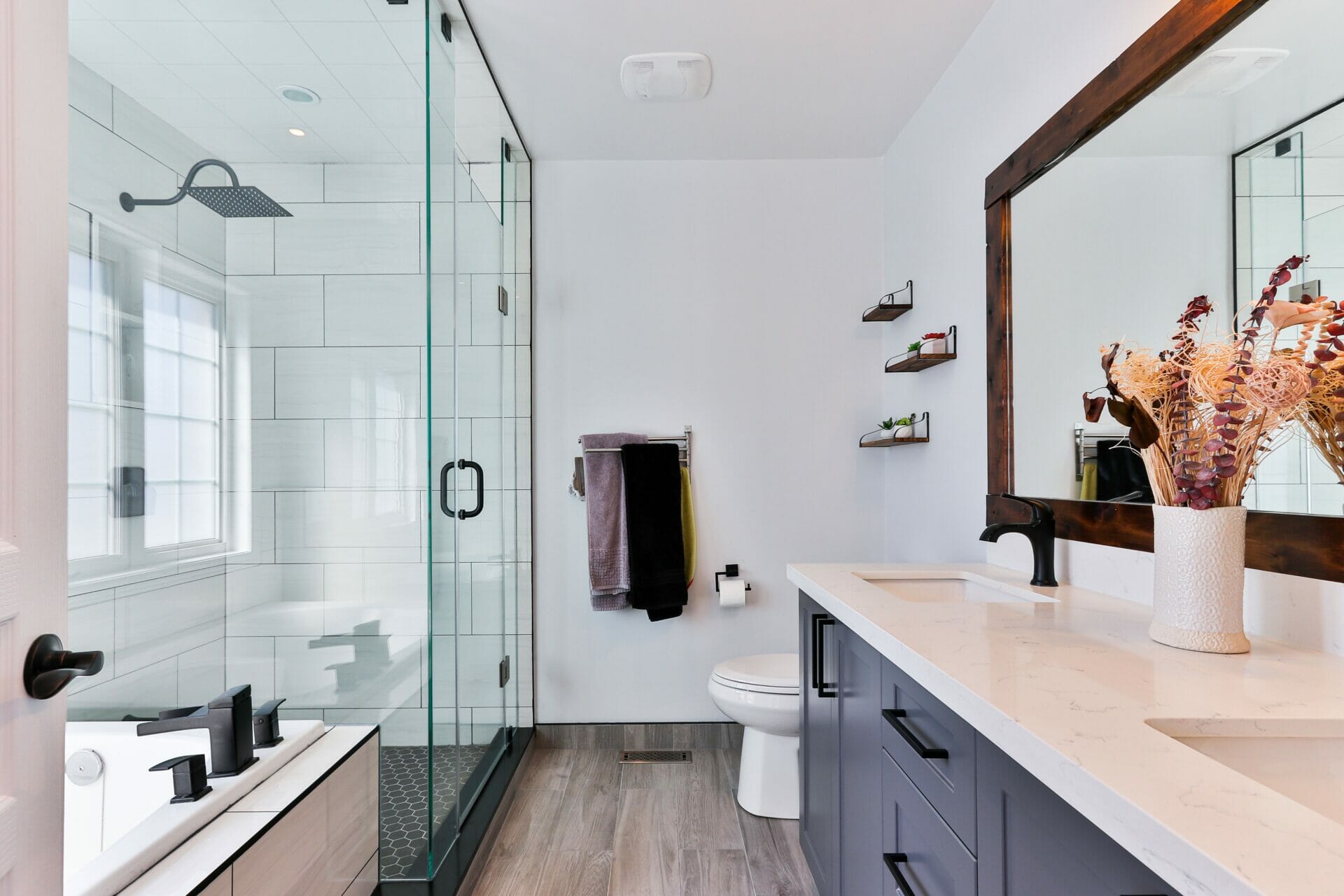 7 Master Bathroom Design Ideas For A Spa
